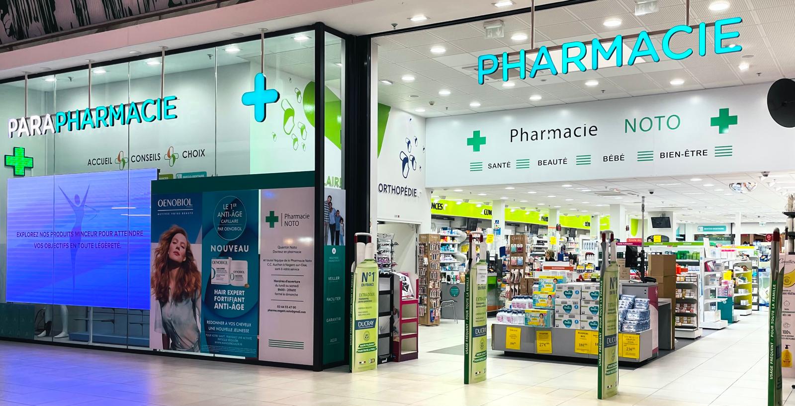Entrée de la Pharmacie NOTO au centre commercial Auchan de Nogent-sur-Oise